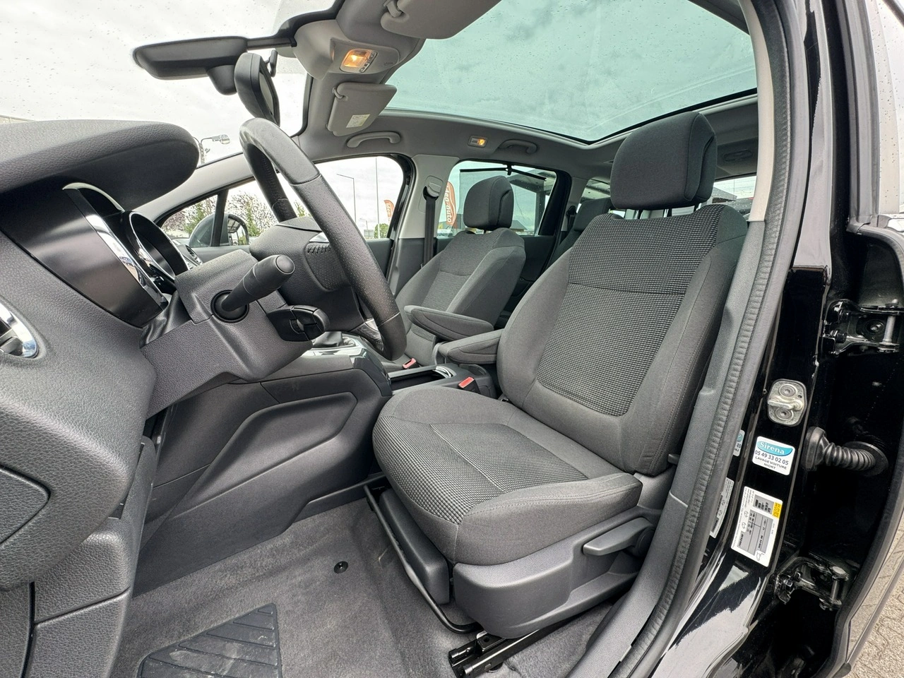 Peugeot 5008 - Zdjęcie 19