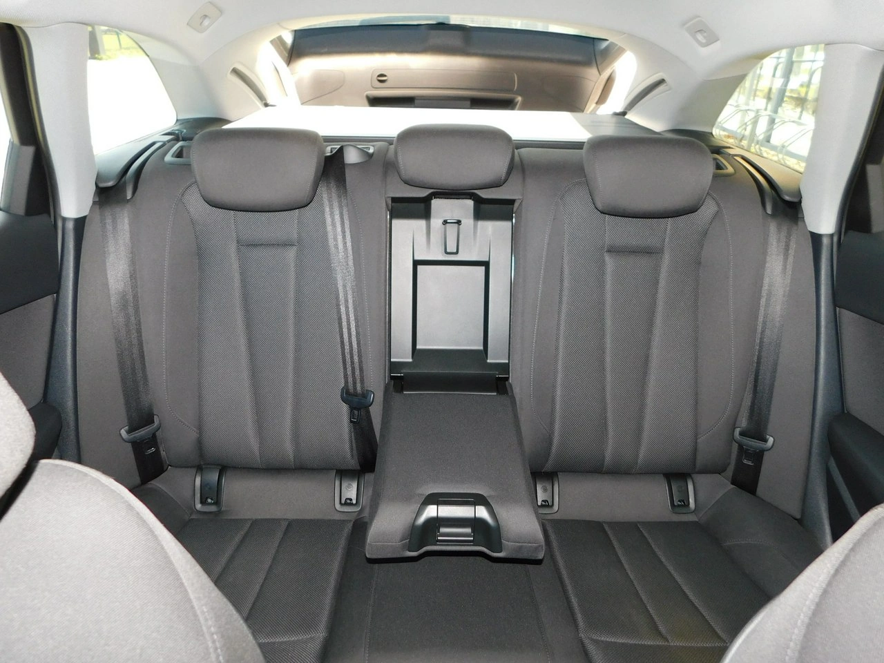 Audi A4 - Zdjęcie 11