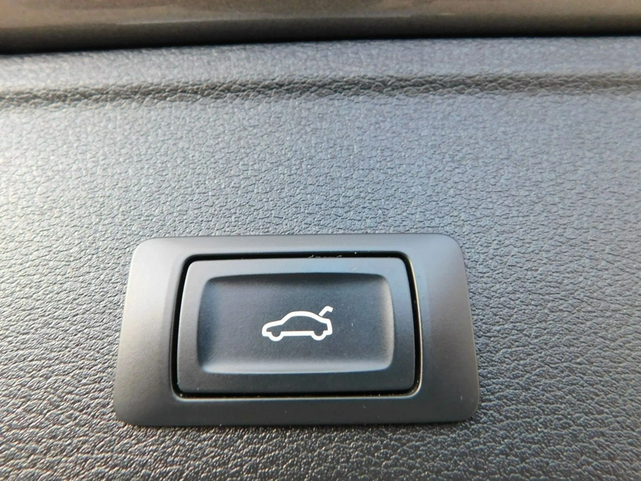 Audi A4 - Zdjęcie 17