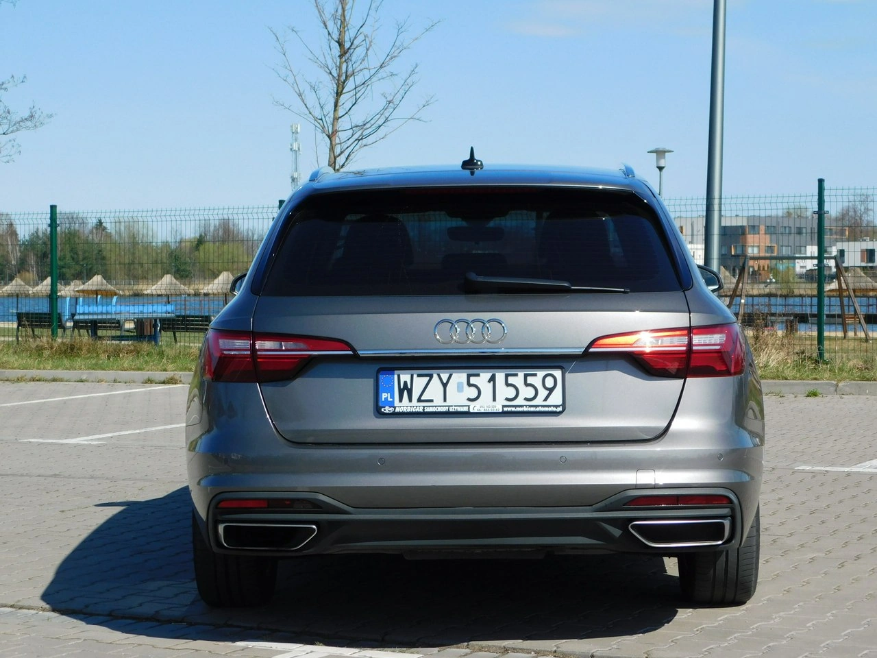 Audi A4 - Zdjęcie 24