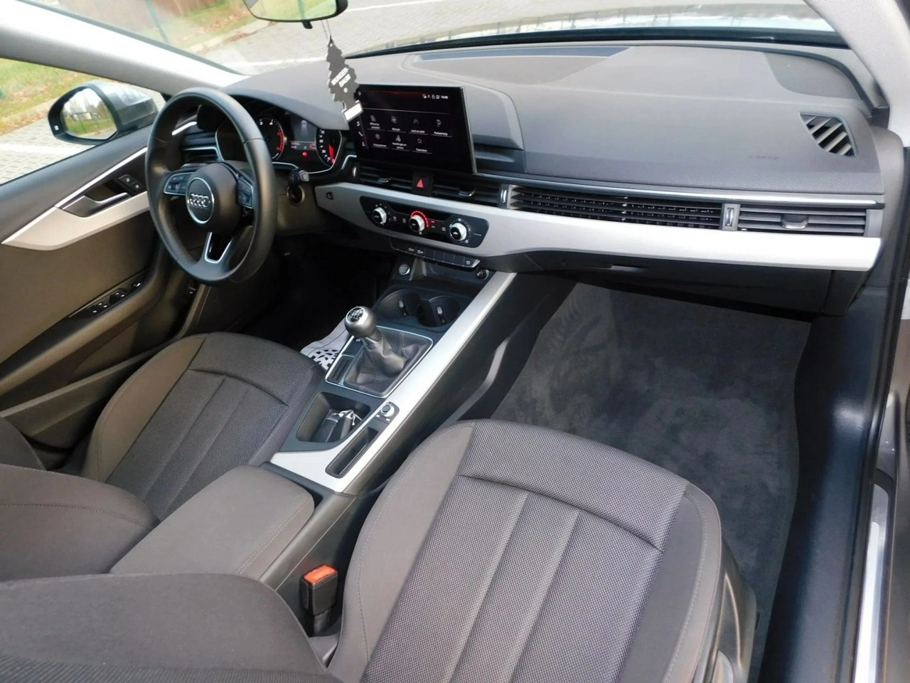 Audi A4 - Zdjęcie 8