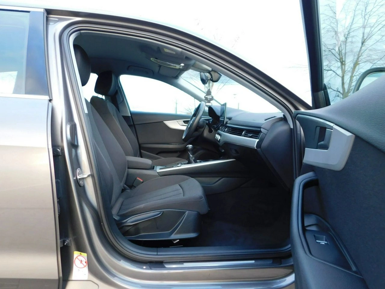 Audi A4 - Zdjęcie 8