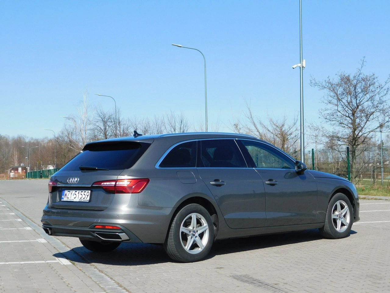 Audi A4 - Zdjęcie 4