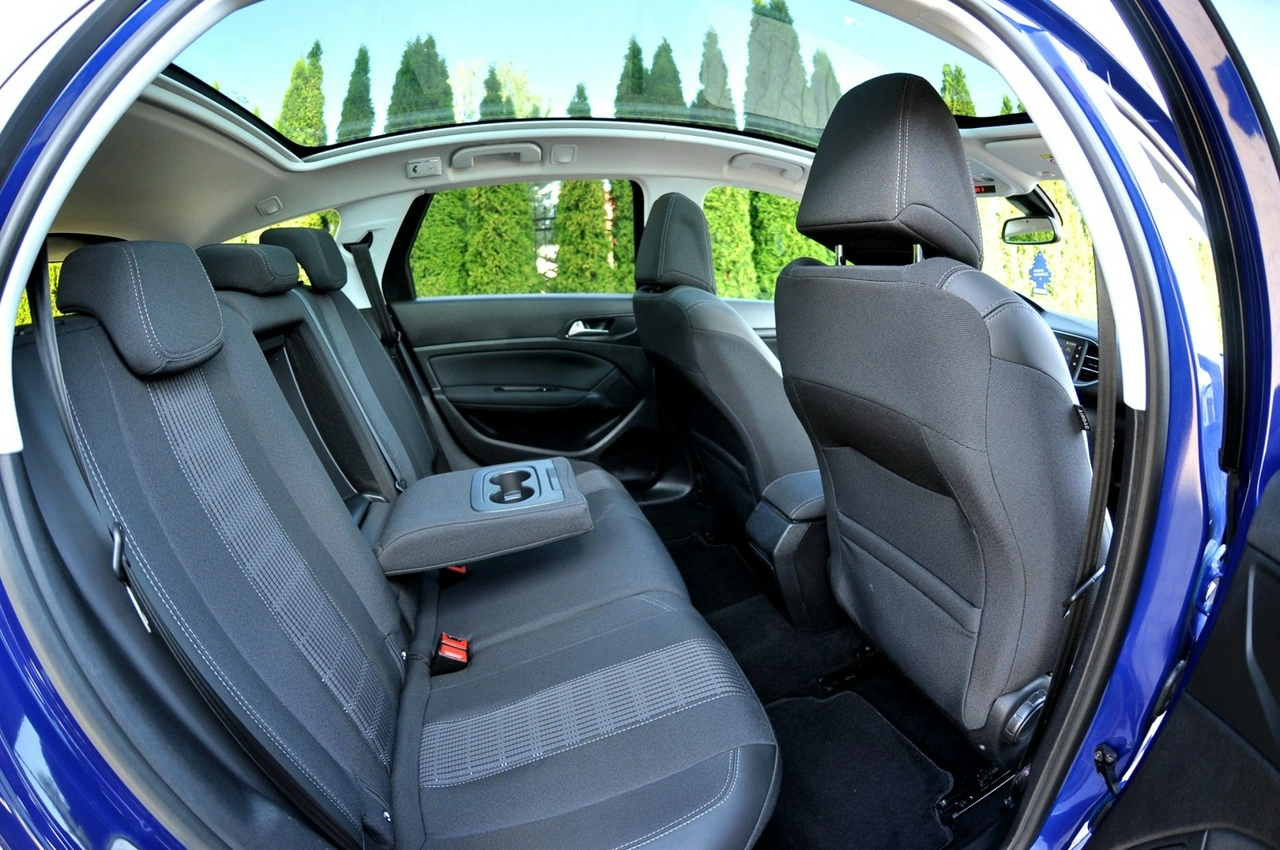 Peugeot 308 - Zdjęcie 10