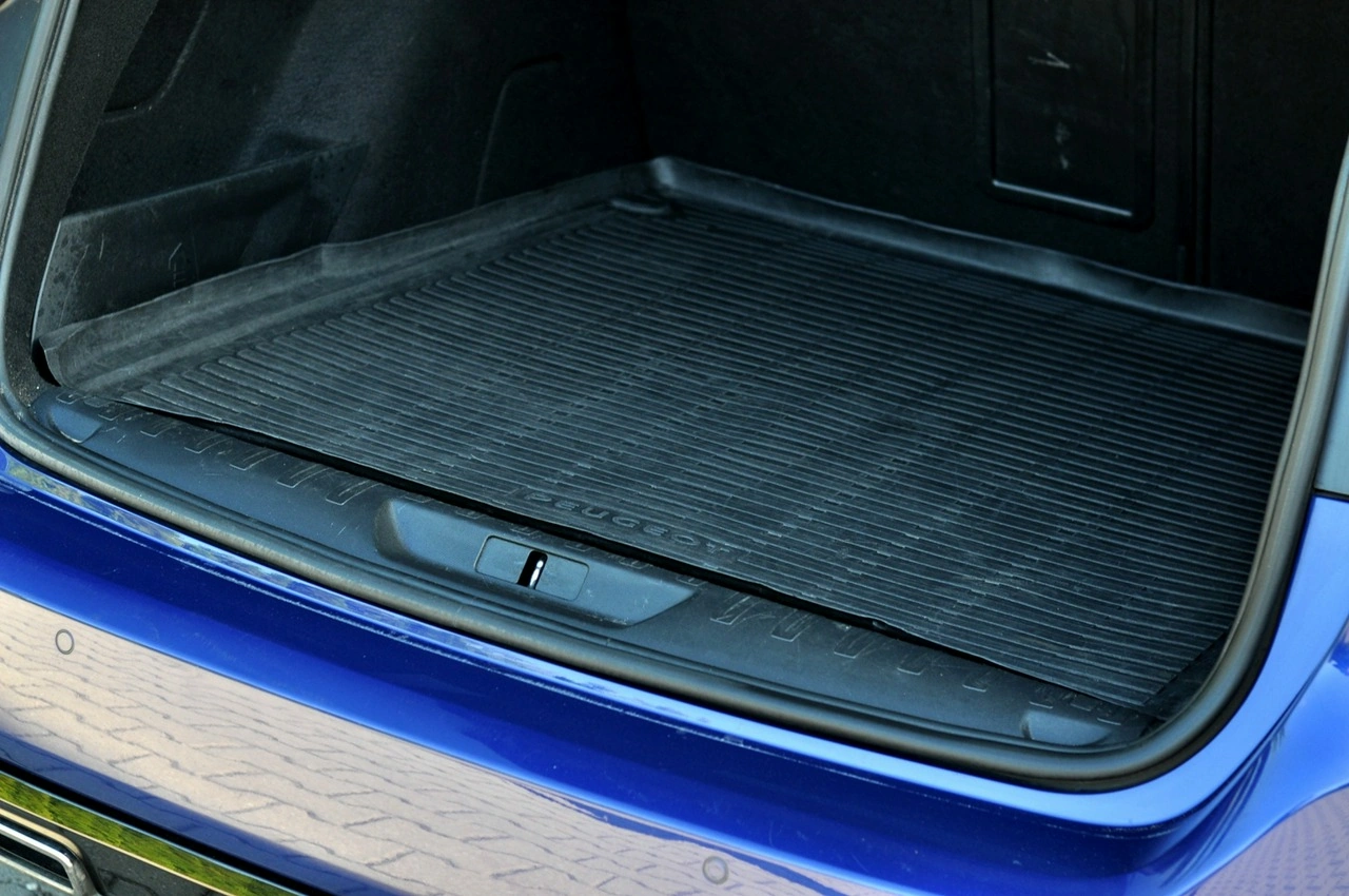 Peugeot 308 - Zdjęcie 11