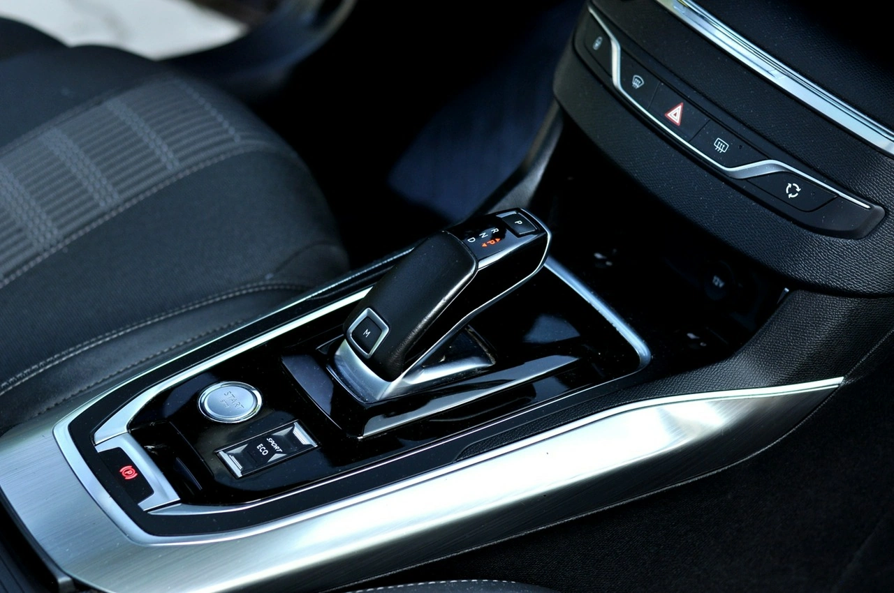 Peugeot 308 - Zdjęcie 16