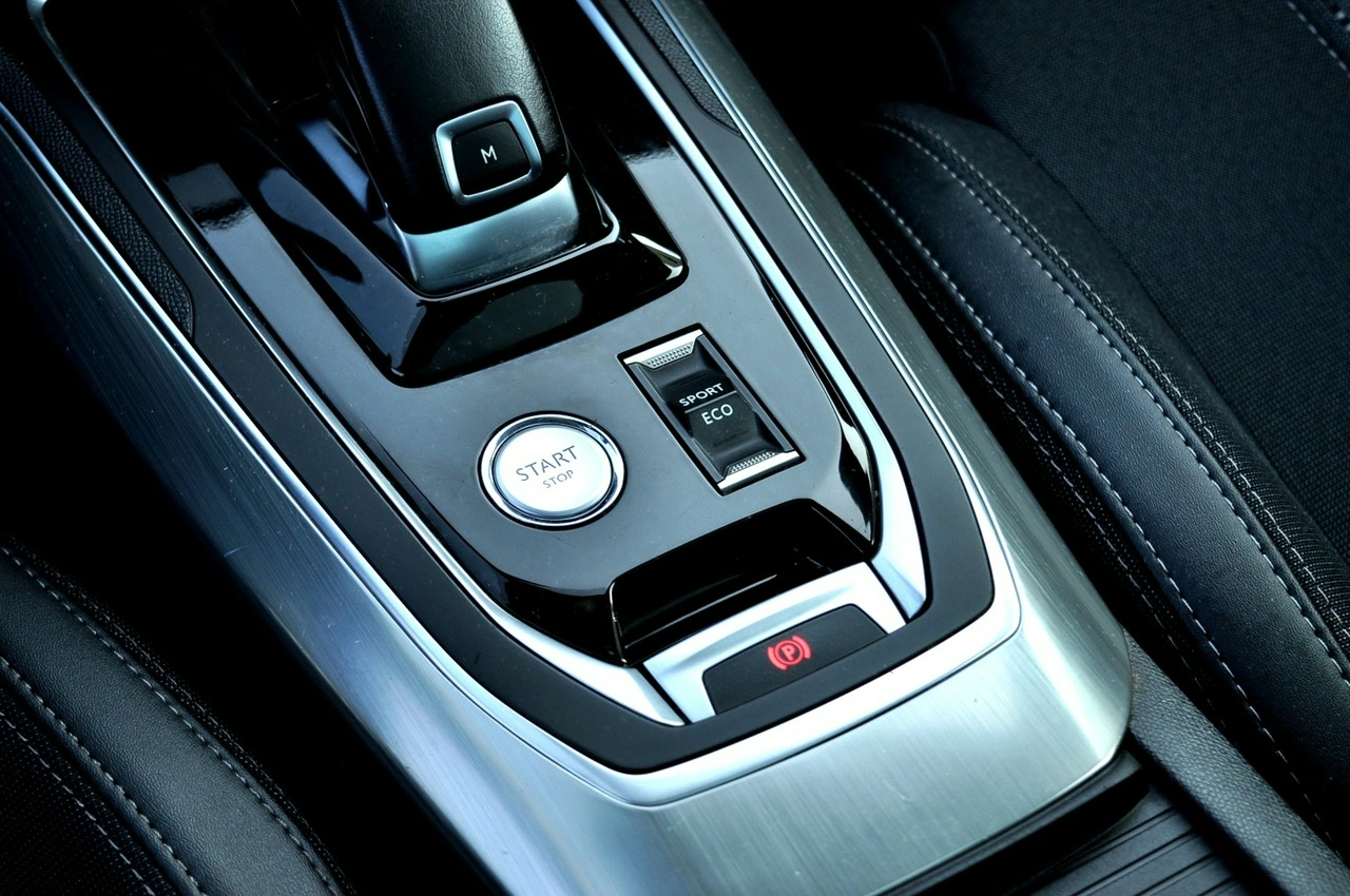 Peugeot 308 - Zdjęcie 17