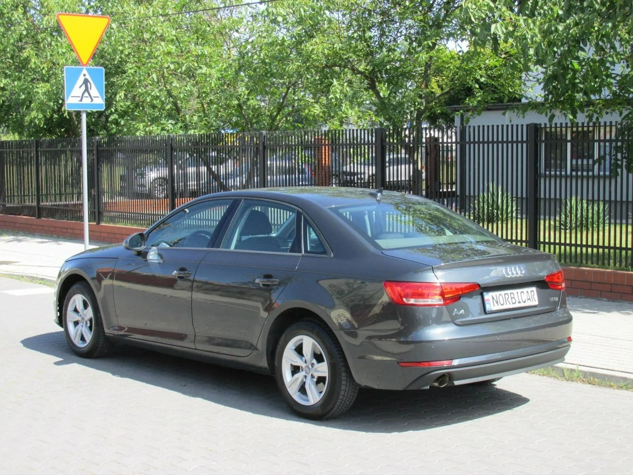 Audi A4 - Zdjęcie 6