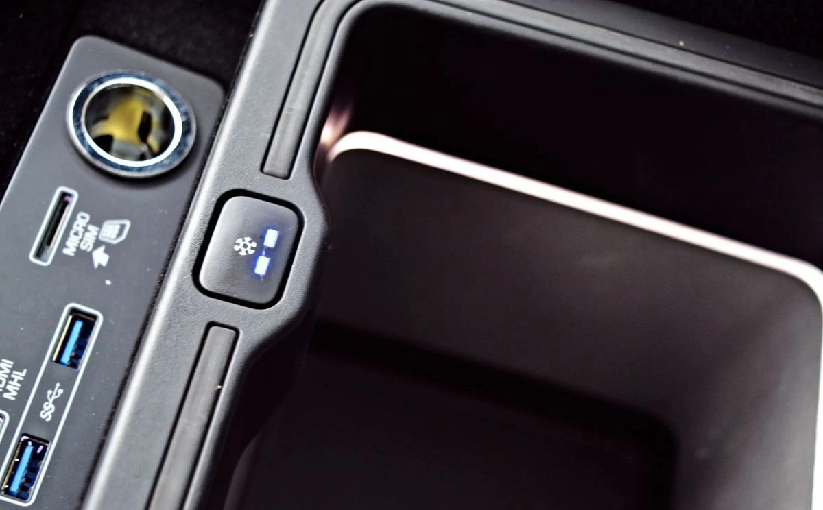 Land Rover Range Rover Sport - Zdjęcie 16