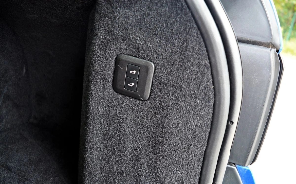 Land Rover Range Rover Sport - Zdjęcie 18