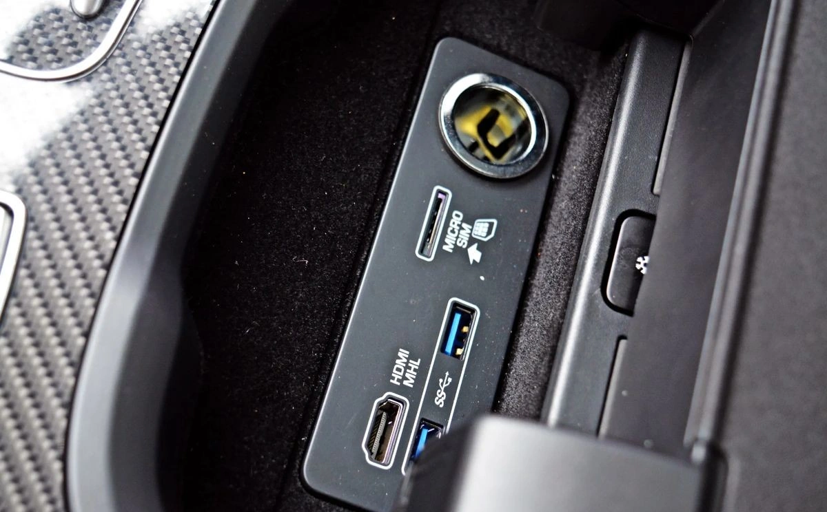 Land Rover Range Rover Sport - Zdjęcie 40