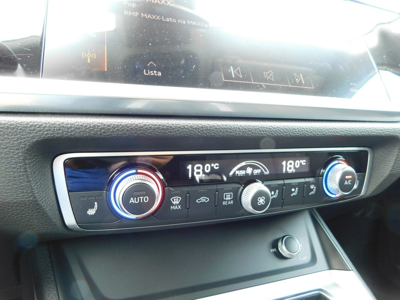 Audi Q3 - Zdjęcie 21