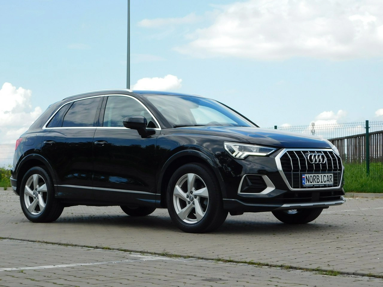 Audi Q3 - Zdjęcie 2