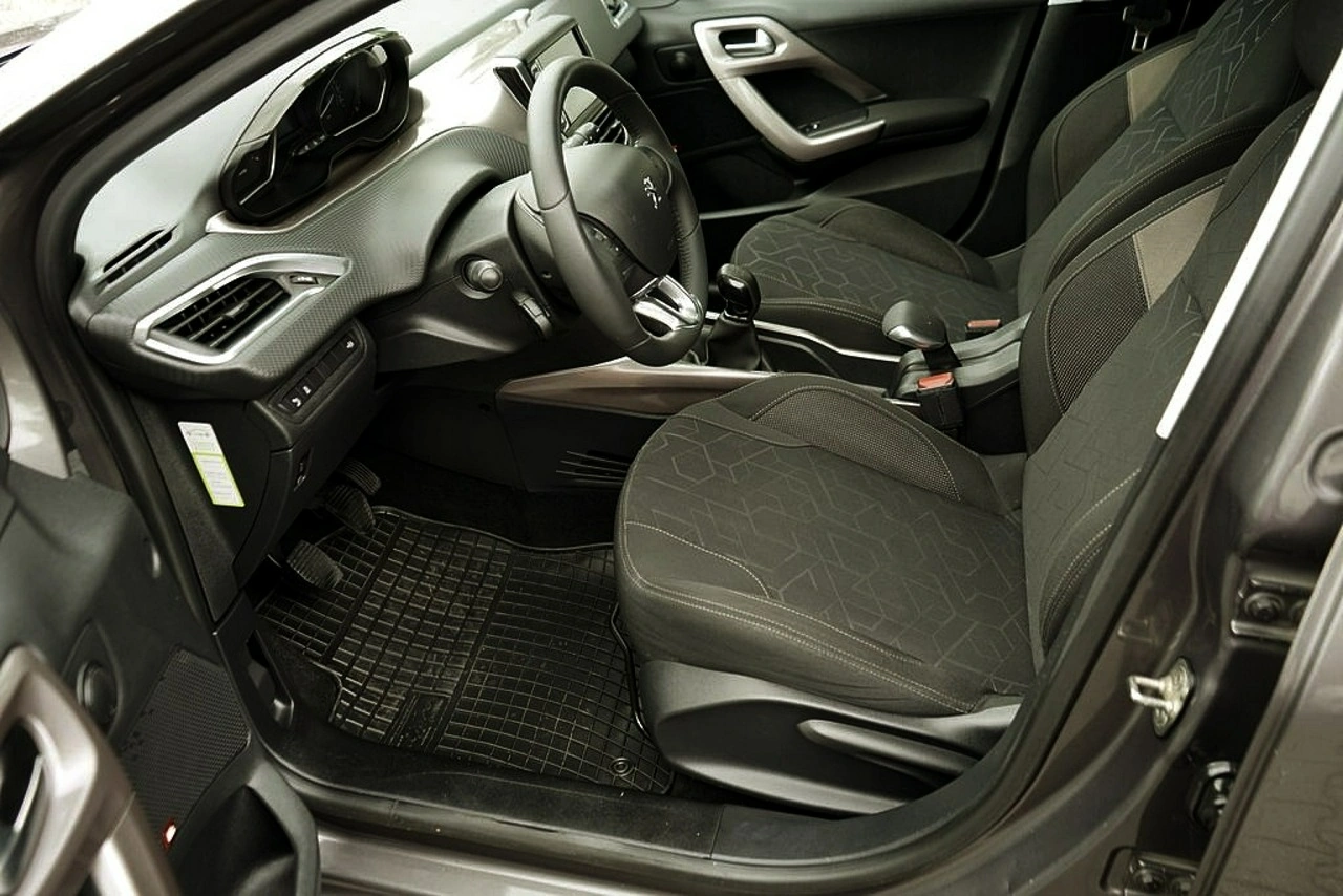 Peugeot 2008 - Zdjęcie 15
