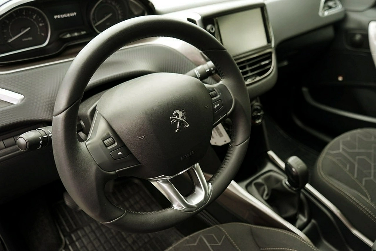 Peugeot 2008 - Zdjęcie 21
