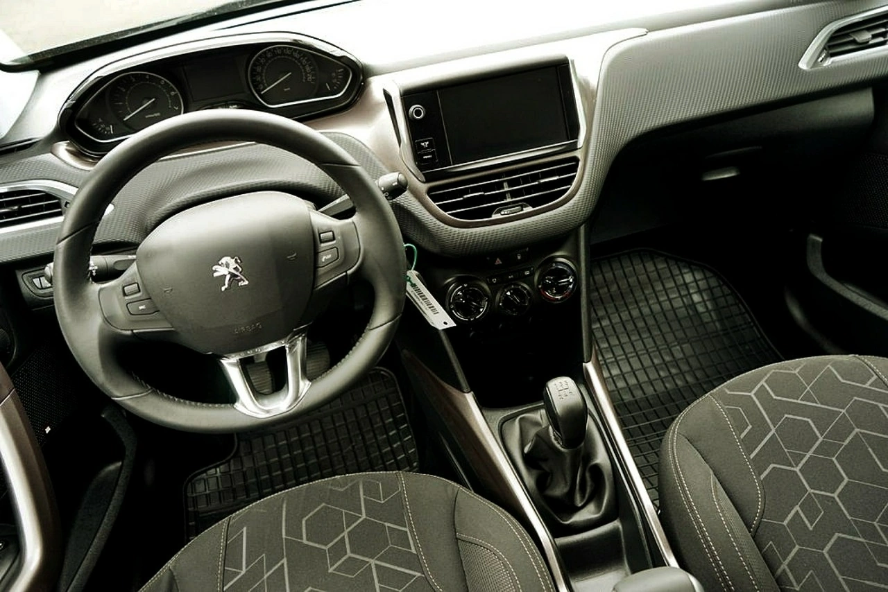 Peugeot 2008 - Zdjęcie 22