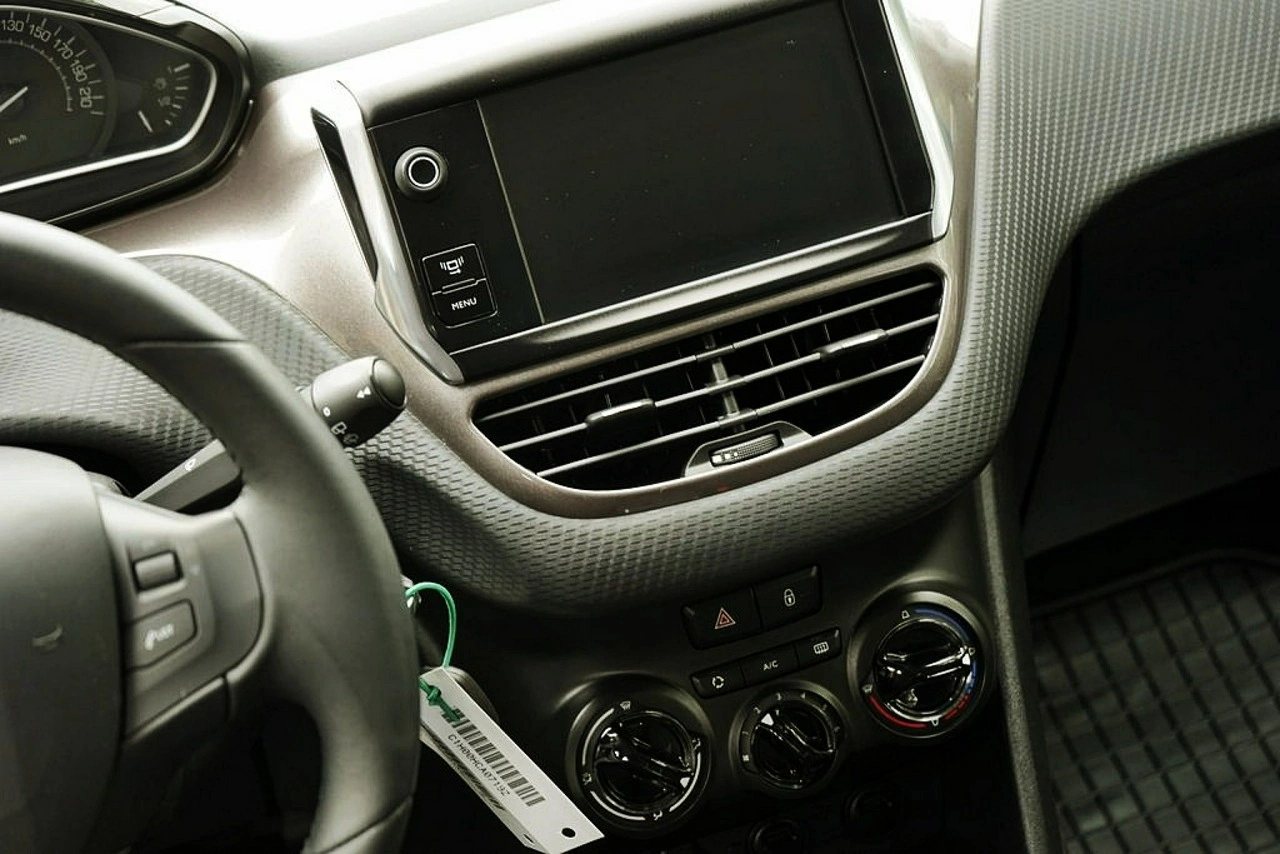 Peugeot 2008 - Zdjęcie 23