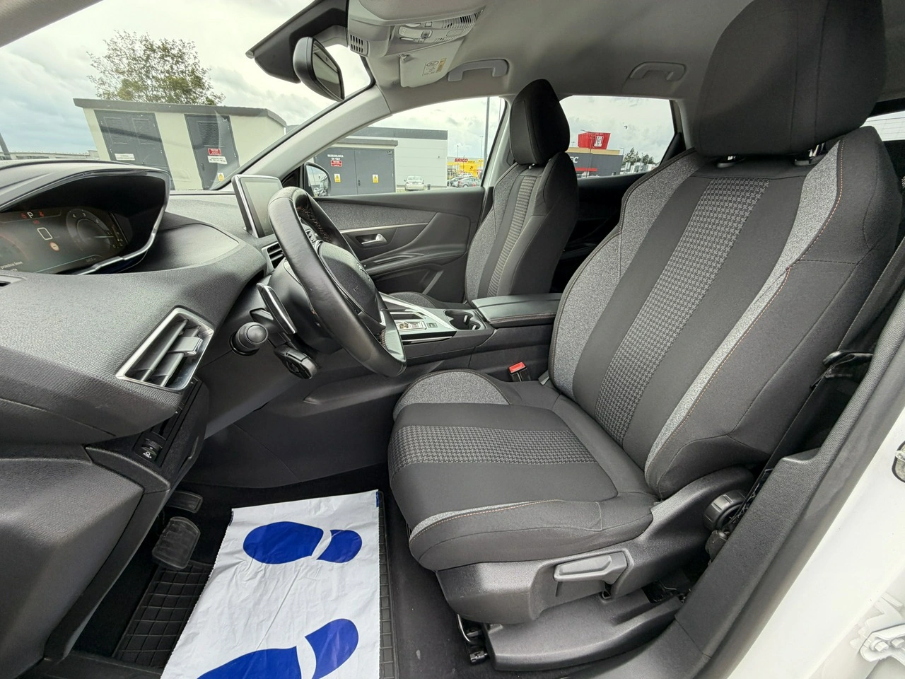 Peugeot 3008 - Zdjęcie 16
