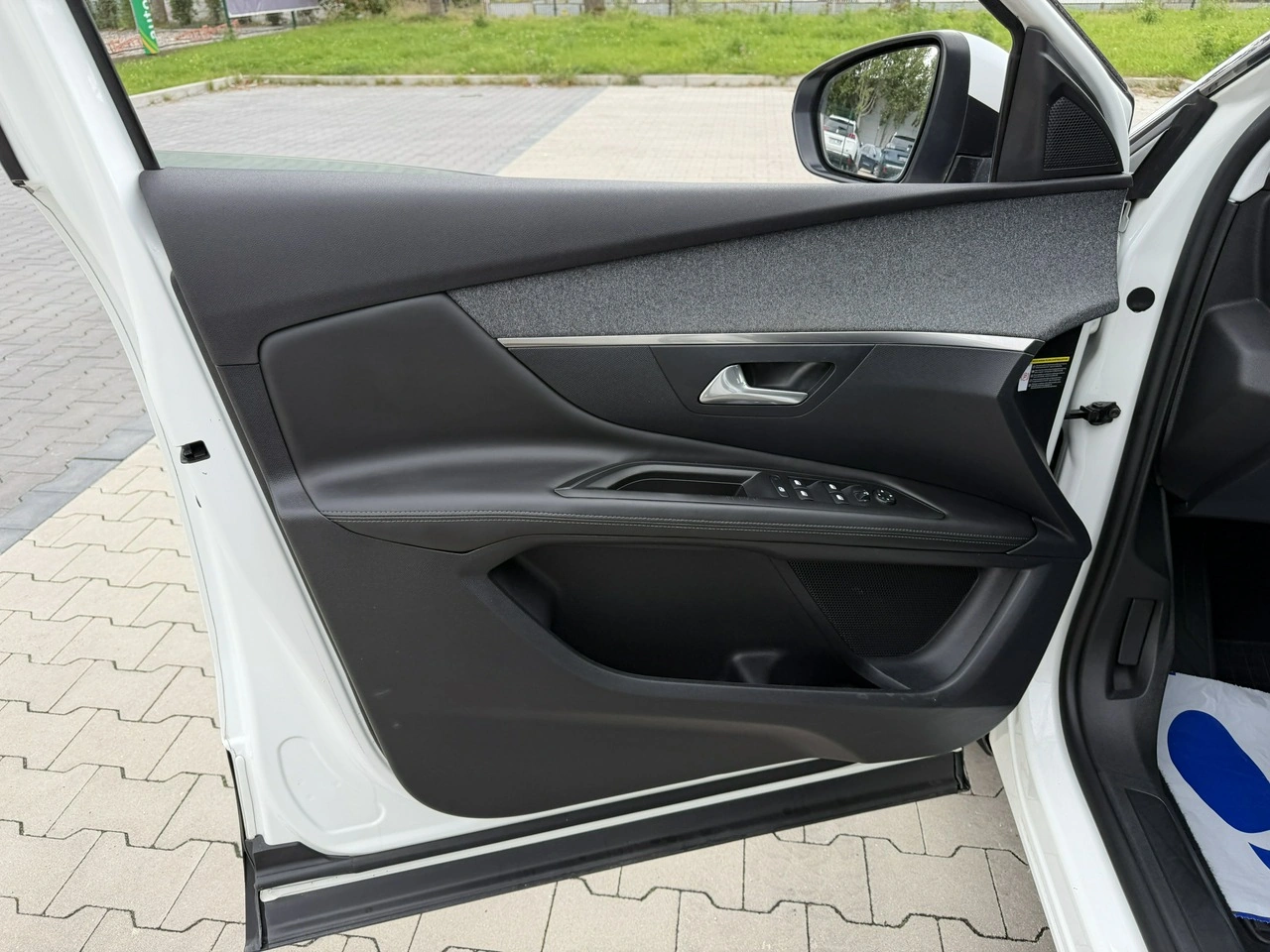 Peugeot 3008 - Zdjęcie 14
