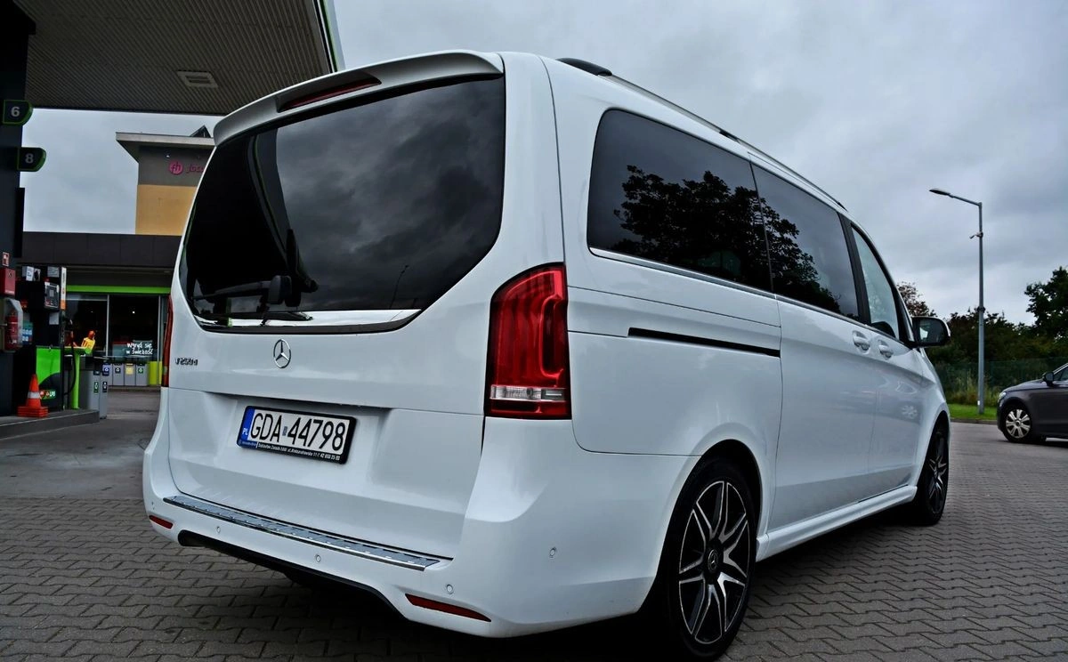 Mercedes-Benz Klasa V - Zdjęcie 10