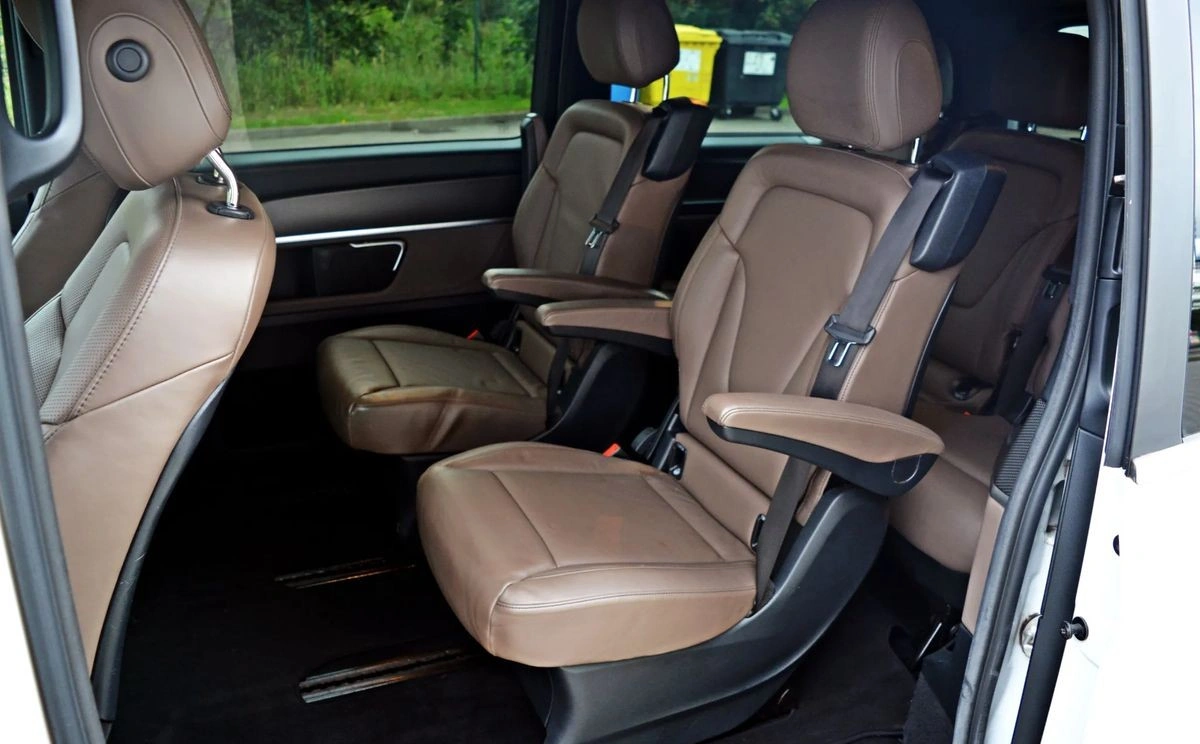 Mercedes-Benz Klasa V - Zdjęcie 16