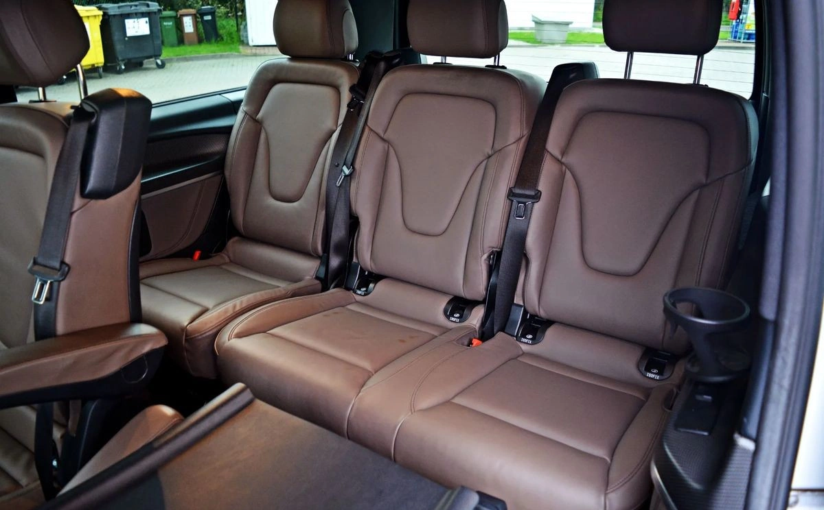 Mercedes-Benz Klasa V - Zdjęcie 17