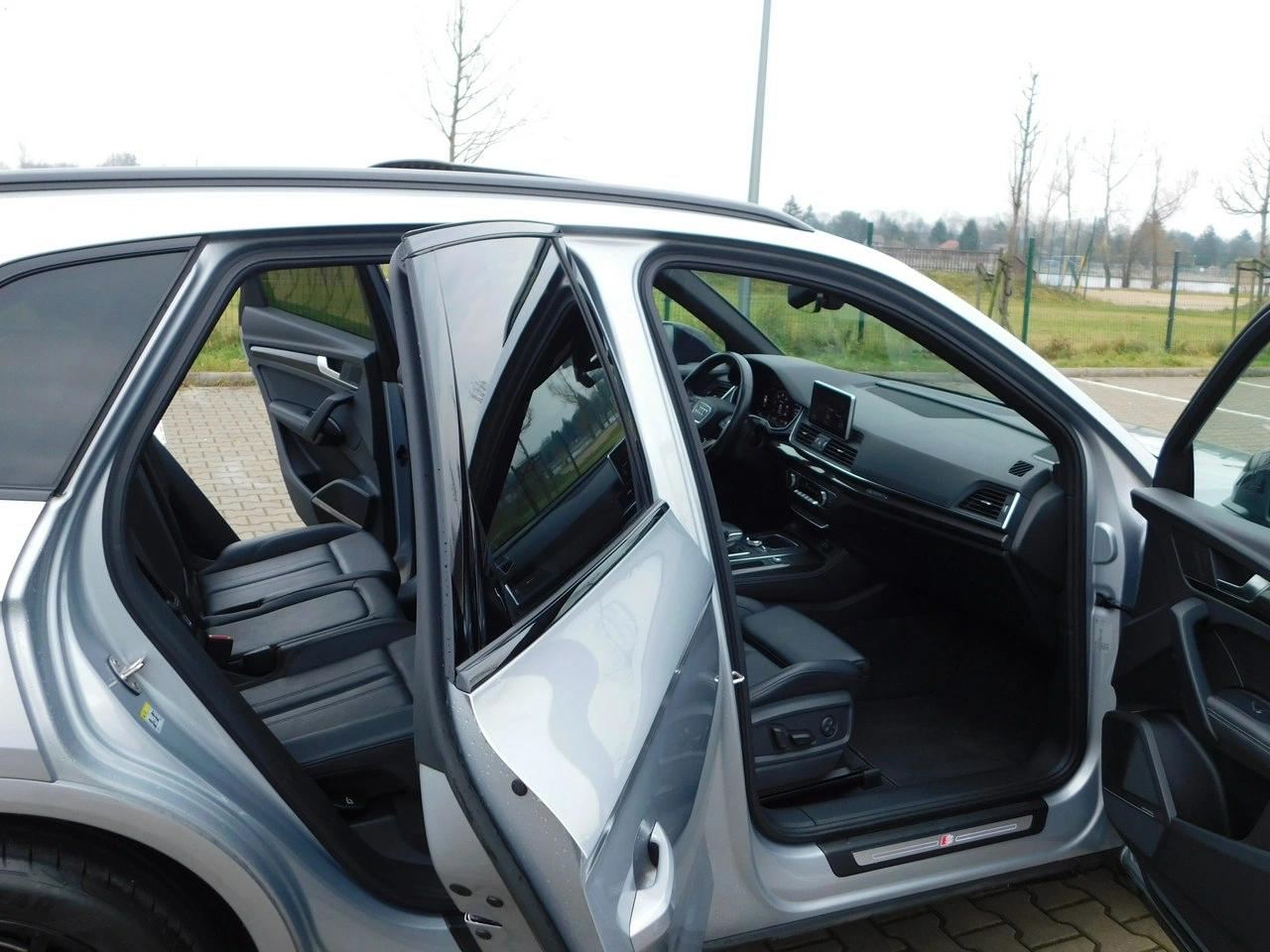 Audi SQ5 - Zdjęcie 35