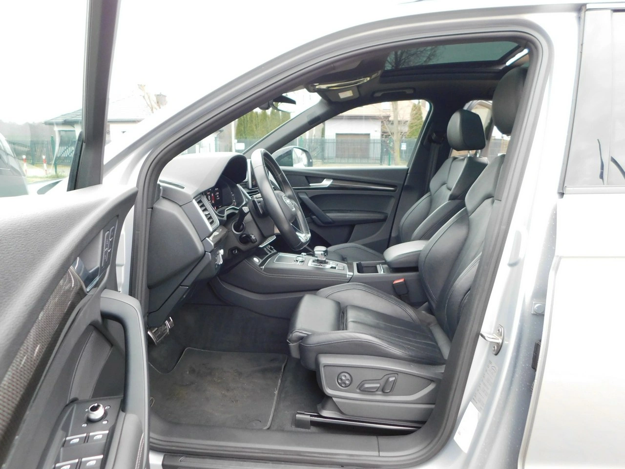 Audi SQ5 - Zdjęcie 37