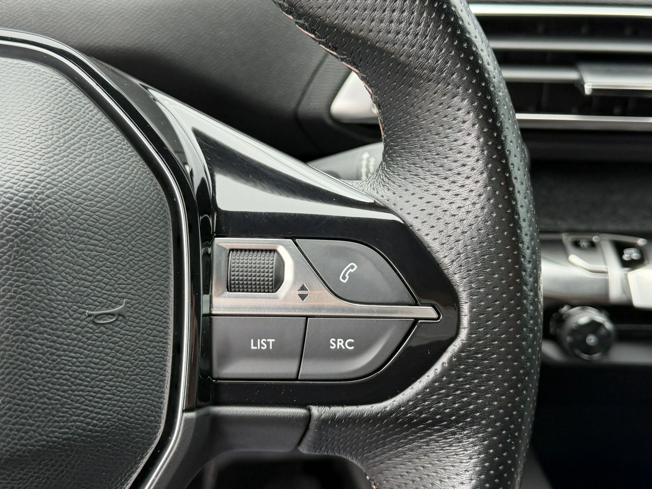 Peugeot 5008 - Zdjęcie 21