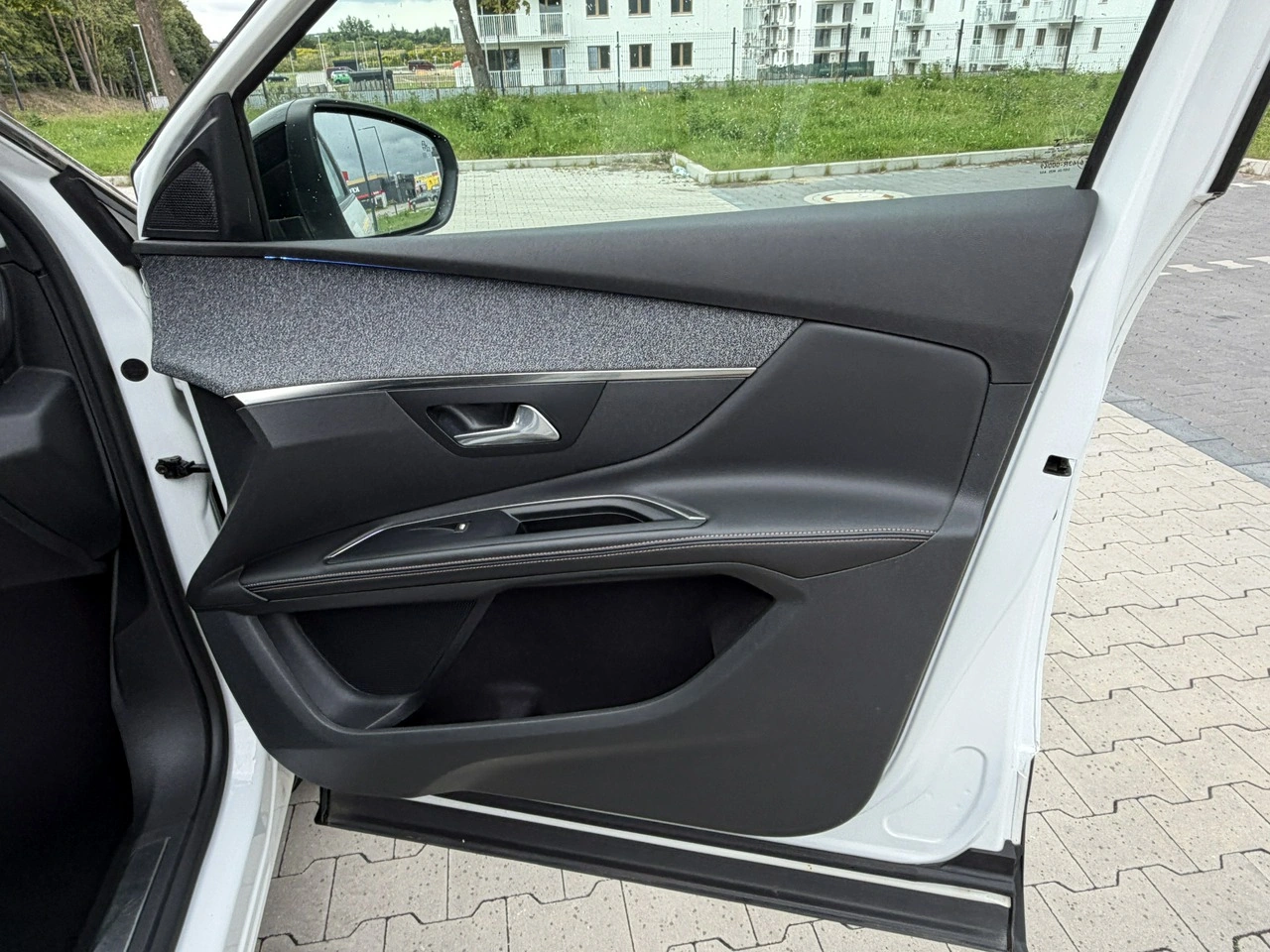 Peugeot 5008 - Zdjęcie 30