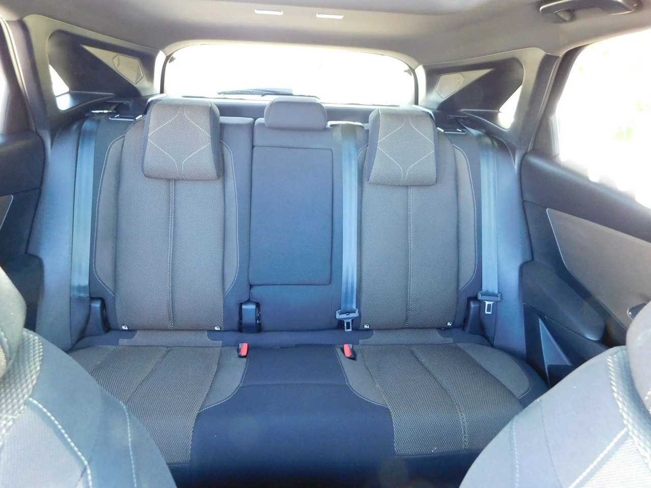 DS Automobiles DS 7 Crossback - Zdjęcie 12