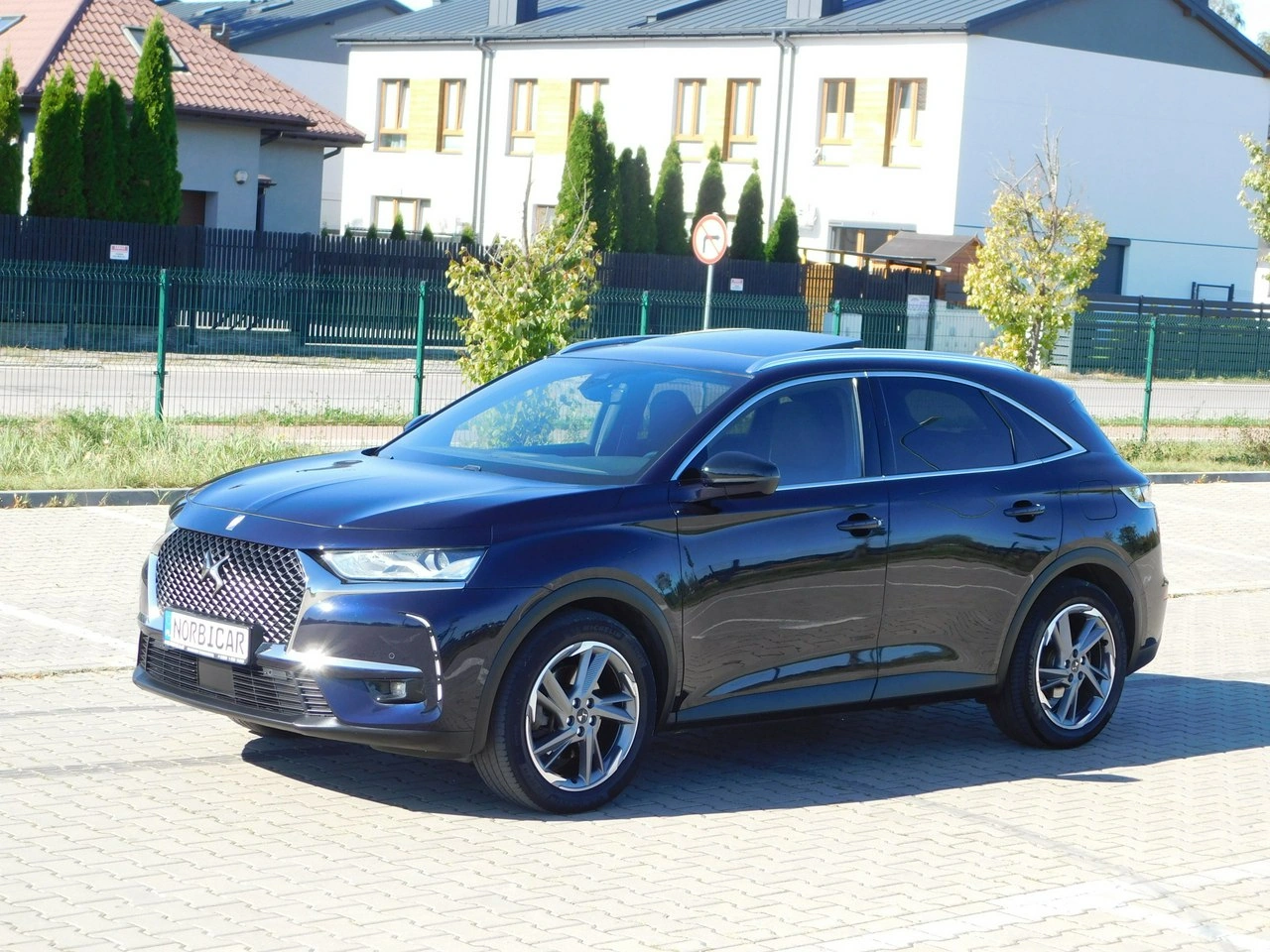 DS Automobiles DS 7 Crossback - Zdjęcie 24