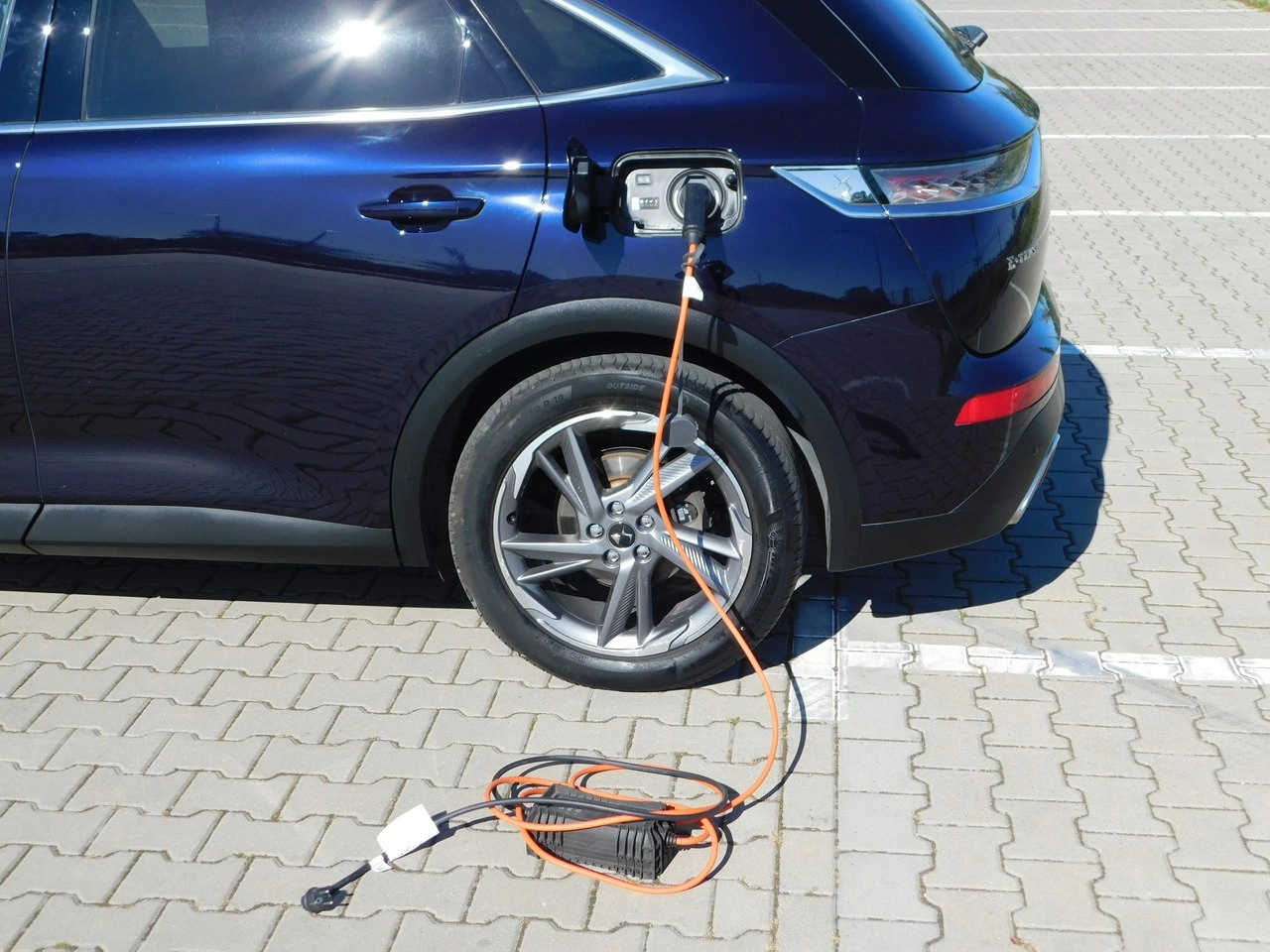 DS Automobiles DS 7 Crossback - Zdjęcie 19