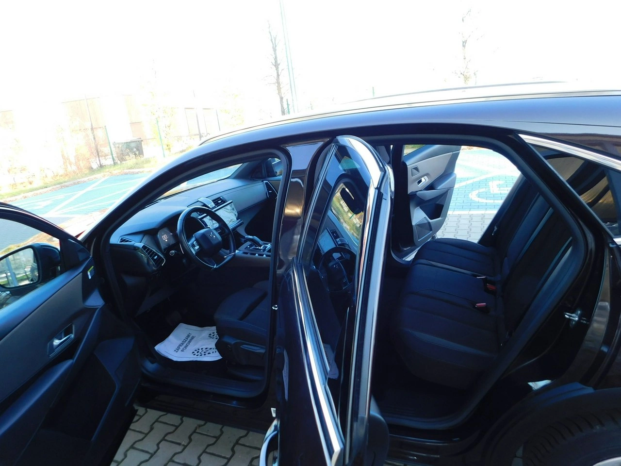 DS Automobiles DS 7 Crossback - Zdjęcie 12