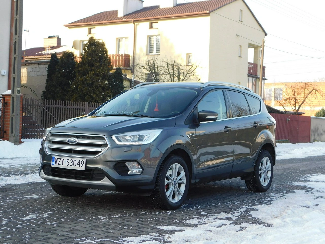 Ford Kuga - Zdjęcie 22
