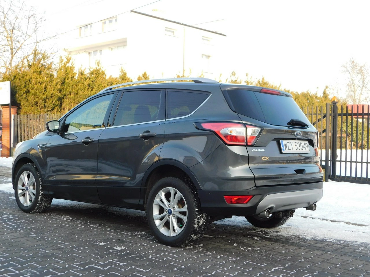 Ford Kuga - Zdjęcie 4