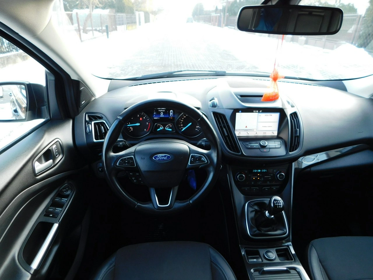 Ford Kuga - Zdjęcie 5