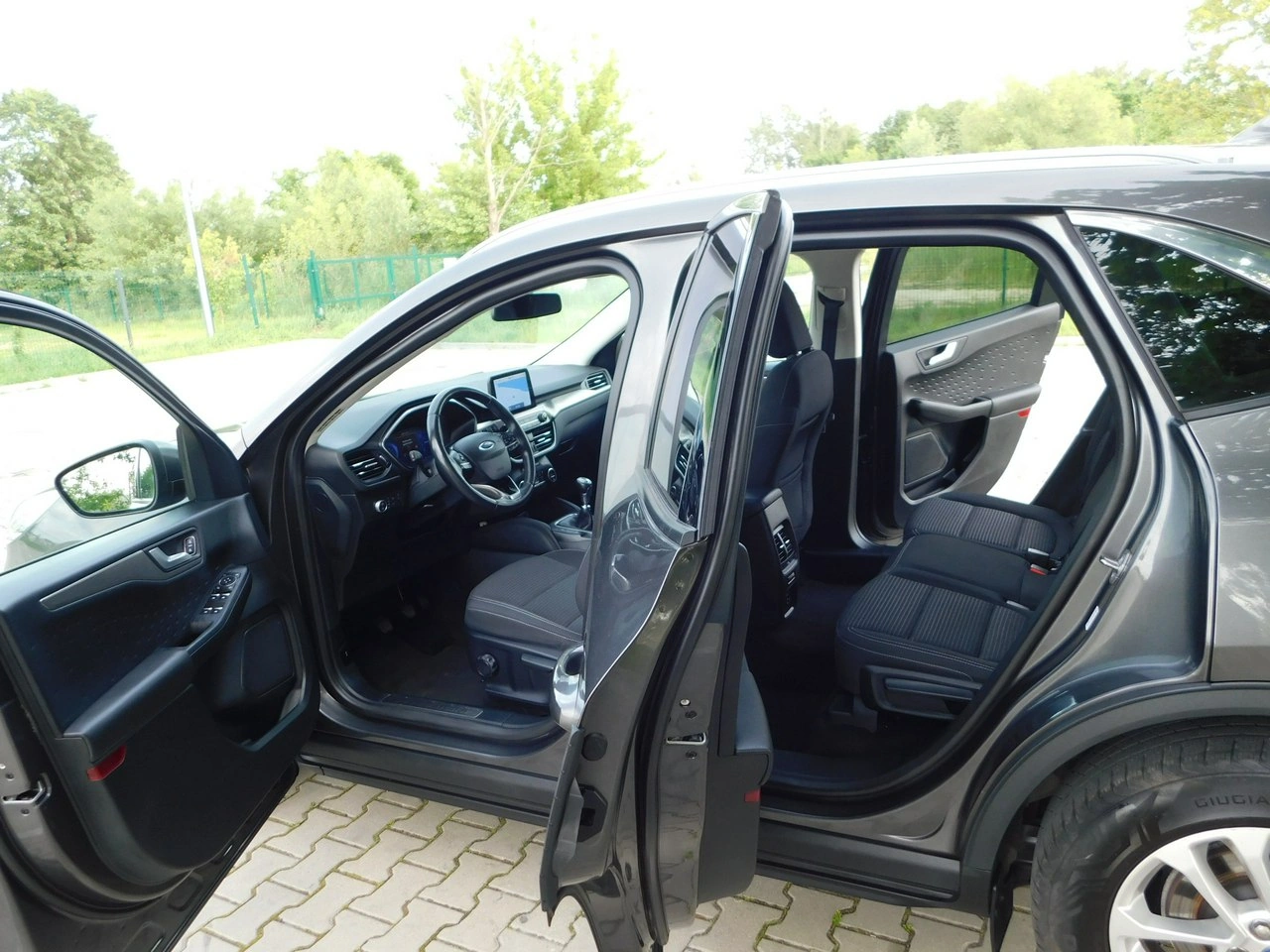 Ford Kuga - Zdjęcie 10