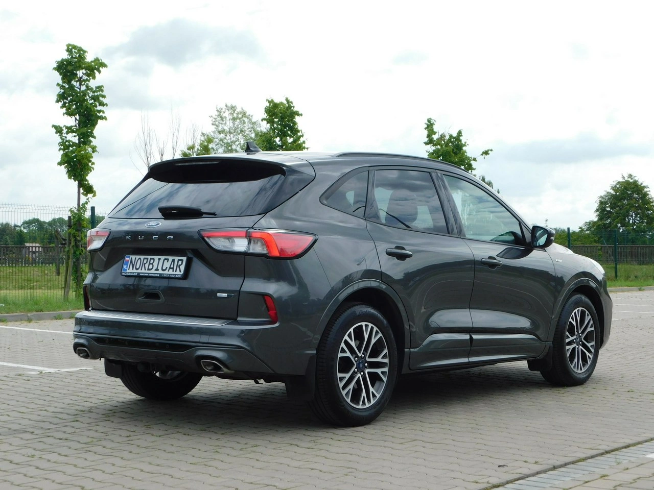 Ford Kuga - Zdjęcie 2
