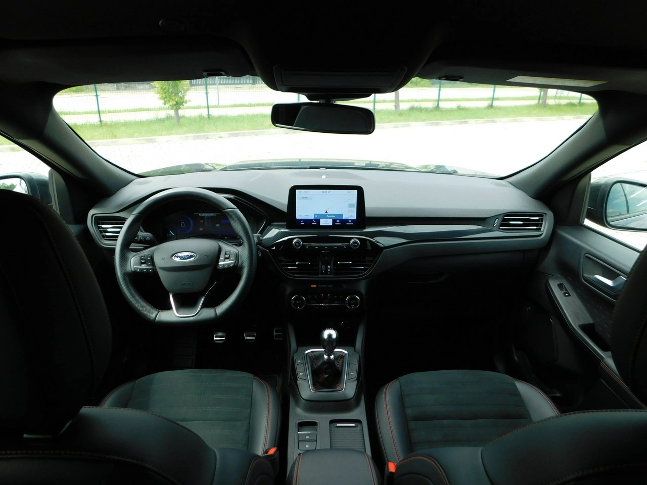 Ford Kuga - Zdjęcie 4