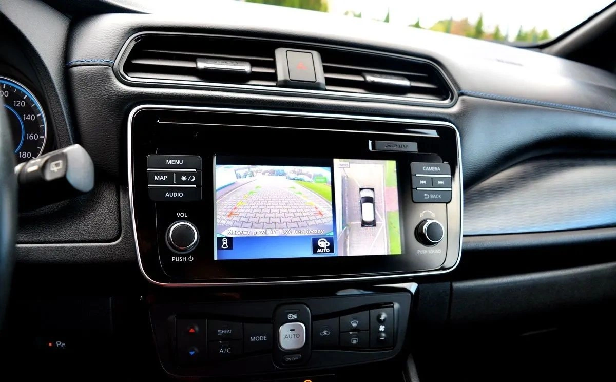 Nissan Leaf - Zdjęcie 17