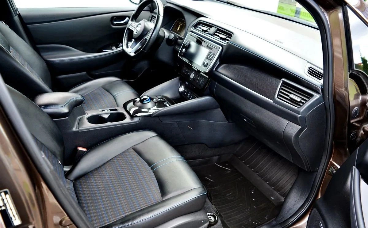 Nissan Leaf - Zdjęcie 23