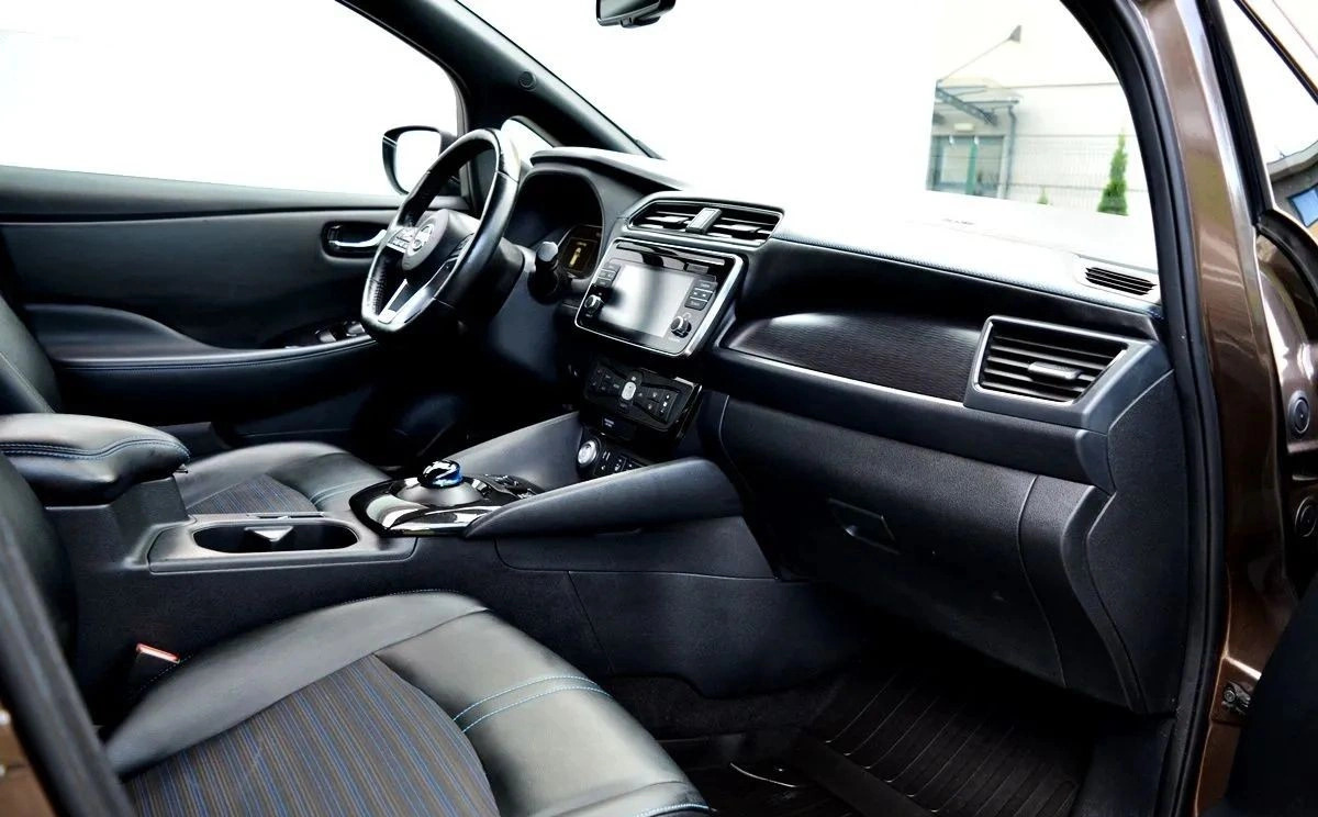 Nissan Leaf - Zdjęcie 24