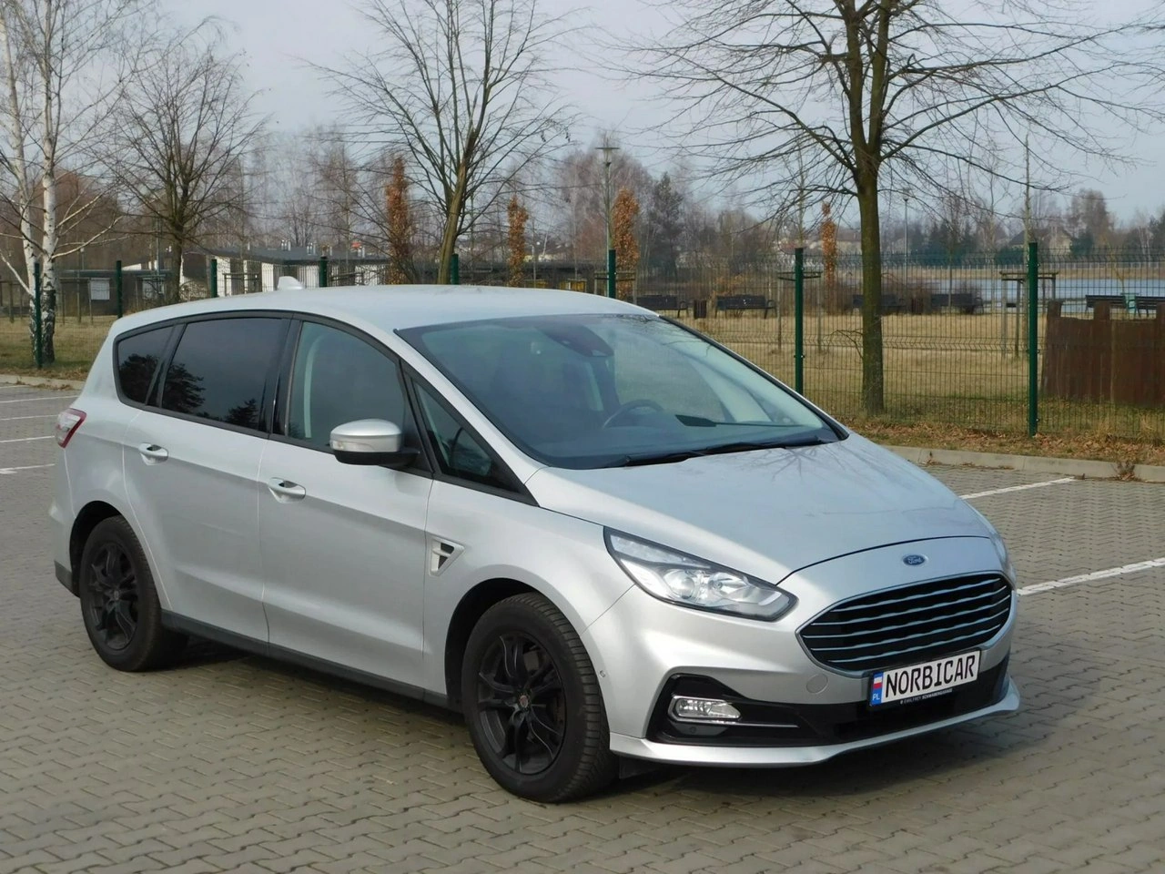 Ford S-Max - Zdjęcie 4