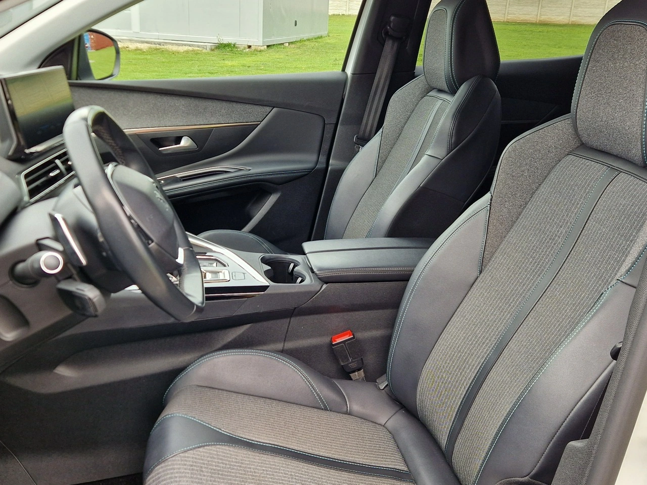 Peugeot 3008 - Zdjęcie 15