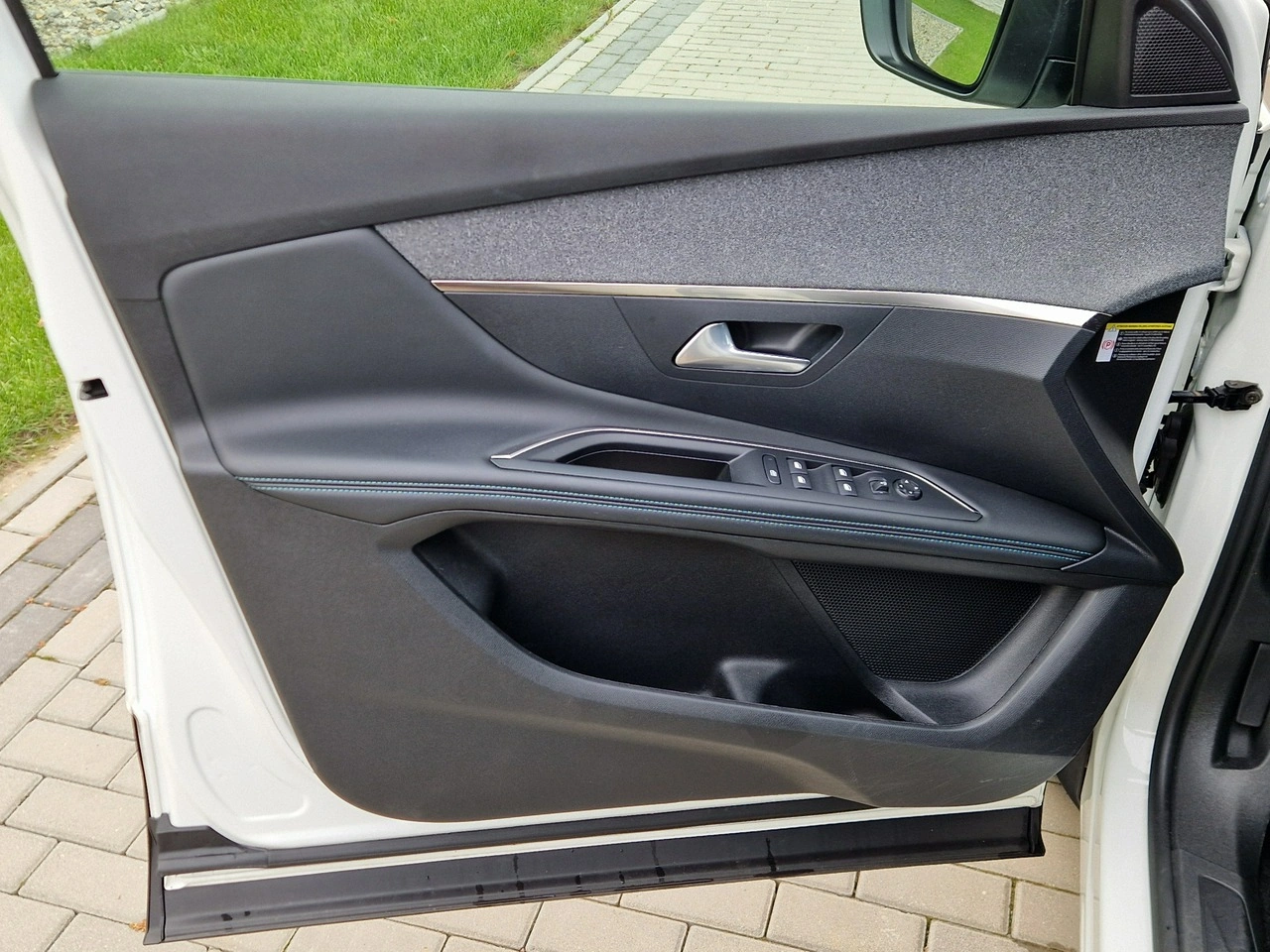 Peugeot 3008 - Zdjęcie 16
