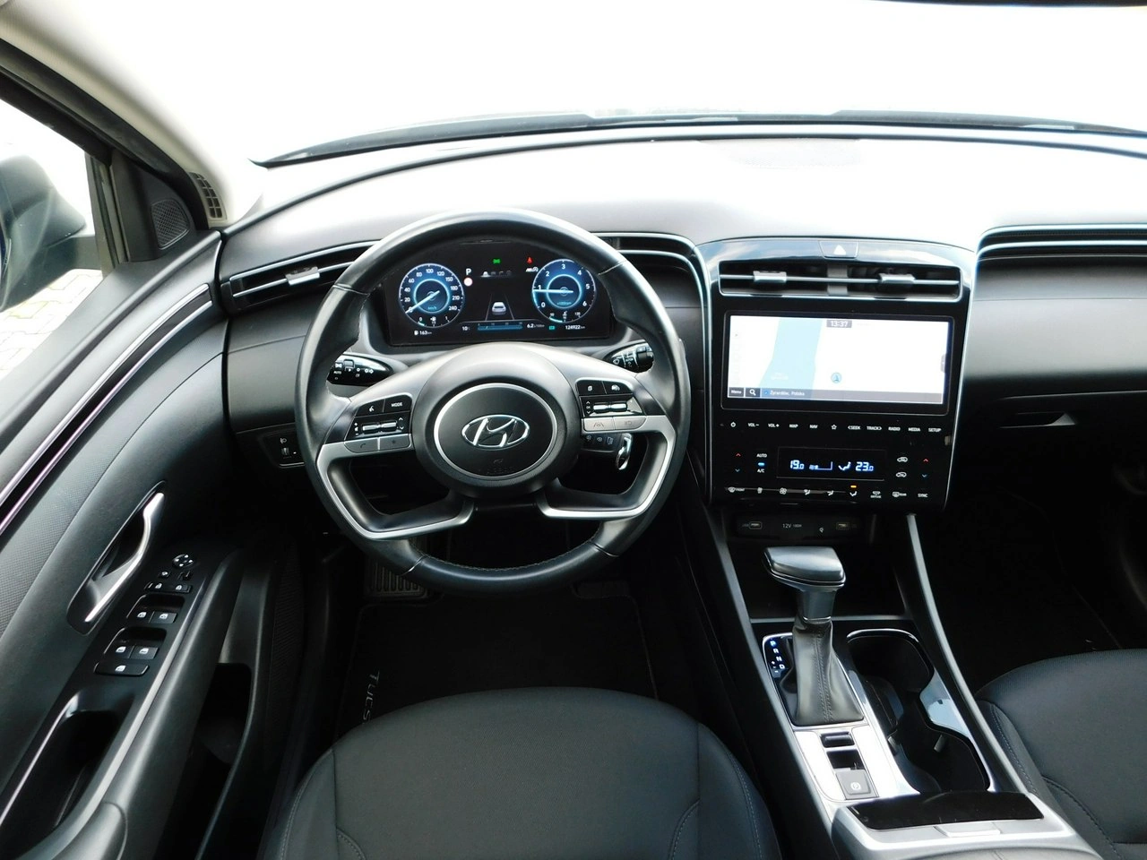 Hyundai Tucson - Zdjęcie 8