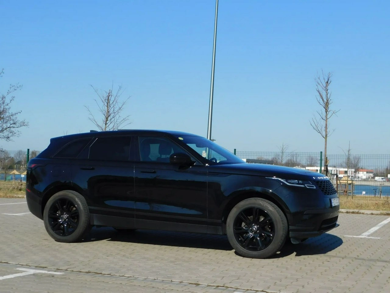 Land Rover Range Rover Velar - Zdjęcie 2