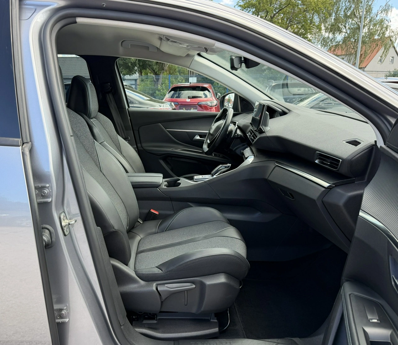 Peugeot 3008 - Zdjęcie 13