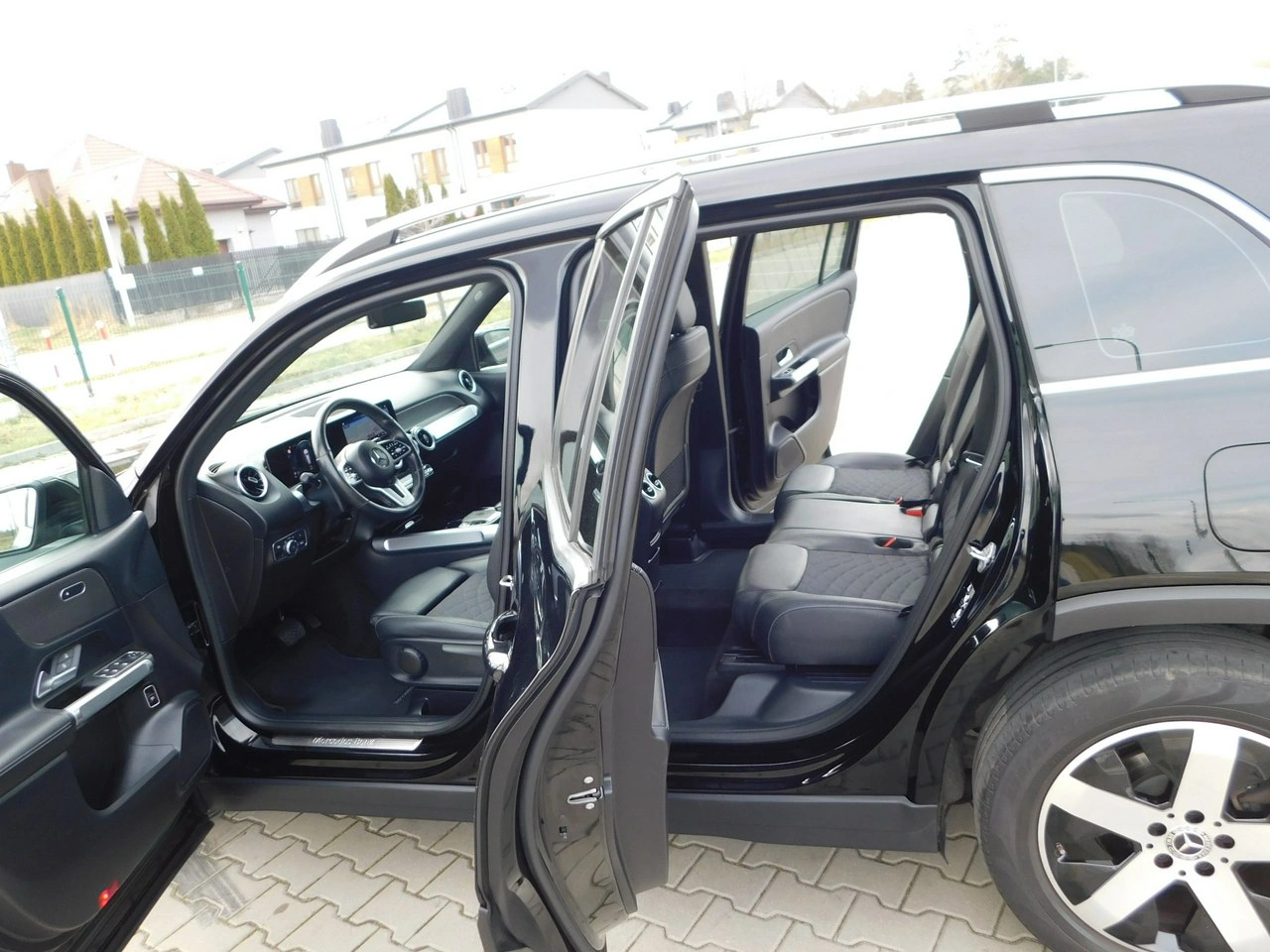 Mercedes GLB - Zdjęcie 9